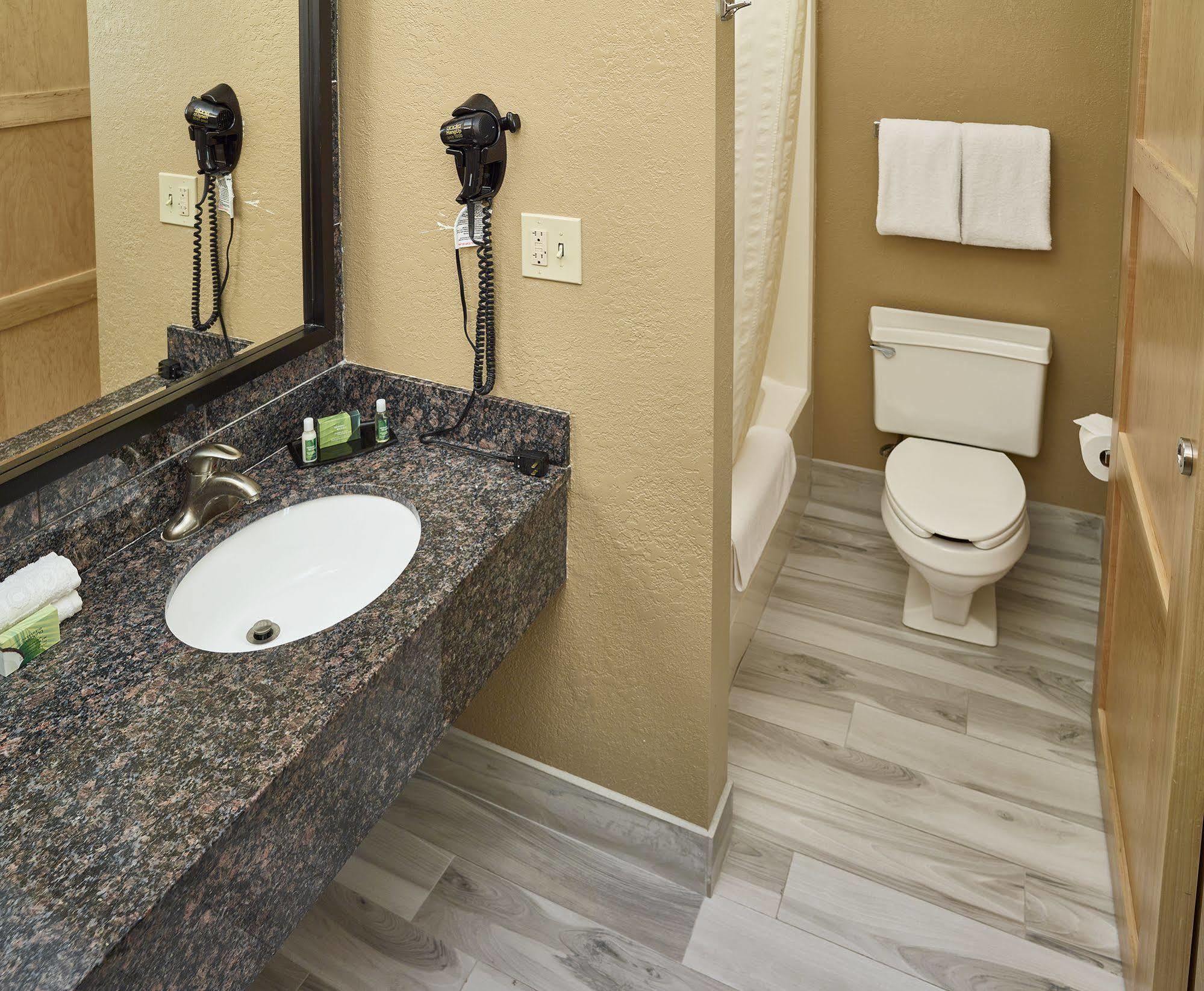 Livinn Hotel St Paul East / Maplewood Εξωτερικό φωτογραφία